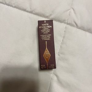 charlotte tilbury matte revolution lipstick walk of no shame